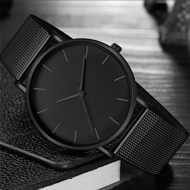 Elynico Midnight Steel Quartz — The Essence of Minimal Business Style