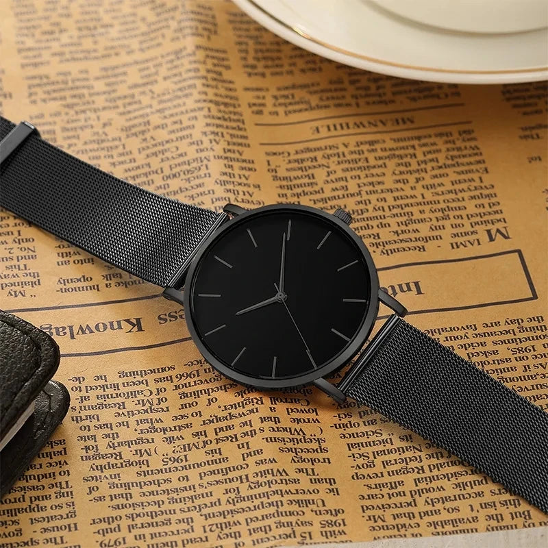 Elynico Midnight Steel Quartz — The Essence of Minimal Business Style